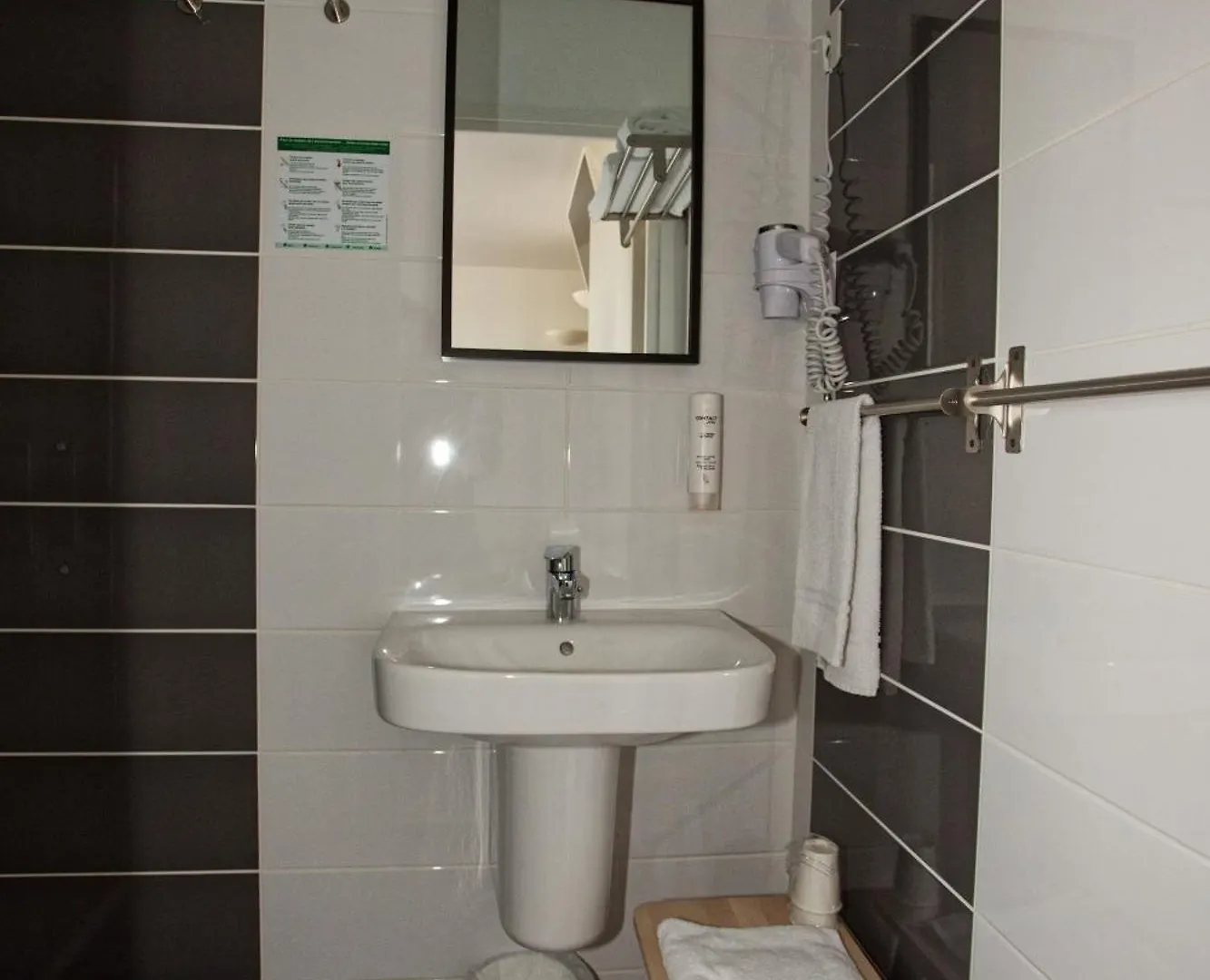 Hotel Ocean Dinan 2*,  Frankreich